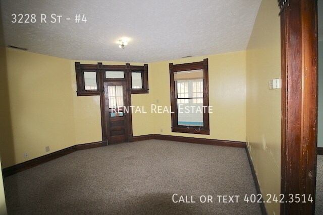Foto del edificio - 3228 R St