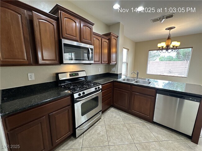 Building Photo - 6853 Feral Dove St