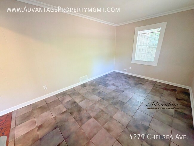 Foto del edificio - 4279 Chelsea Ave