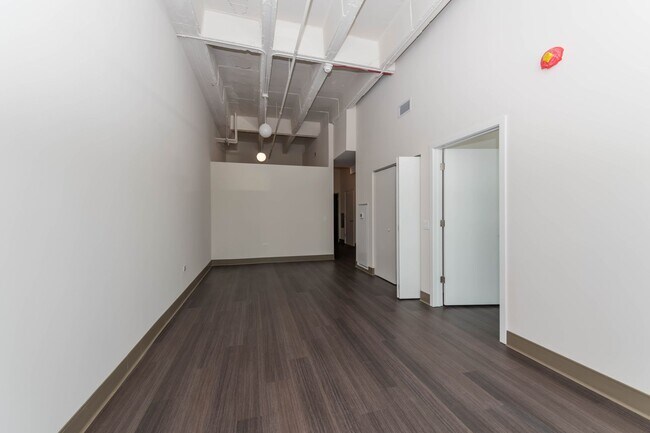 Foto del interior - 820 Michigan by 3L Living