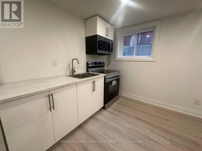 Building Photo - 106 Woodpark Pl