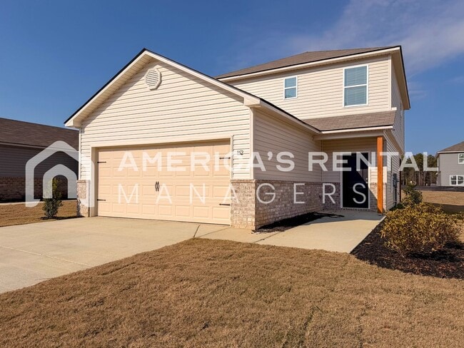 Building Photo - Move-in Special -Spacious Two Story Home with Loft! Sign a 13-month lease by 4/15/2026 and receiv...