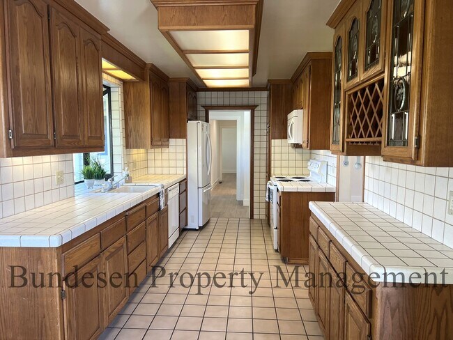 Foto del edificio - 7345 Stony Point Rd