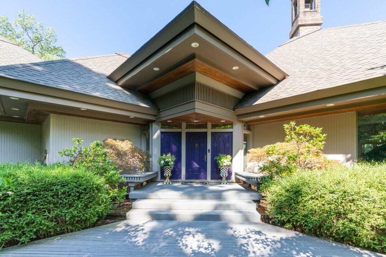 Foto principal - 401 Glazier Rd