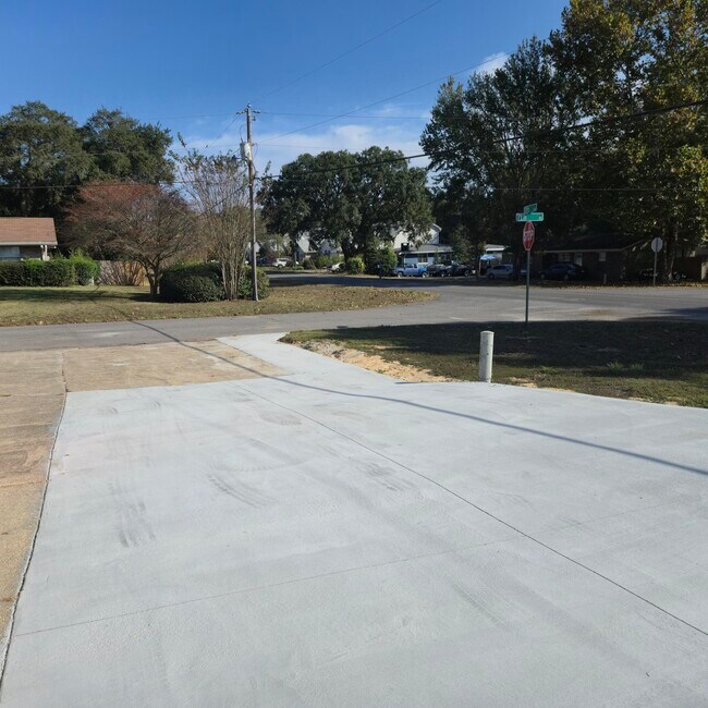 Foto del edificio - 75 7th Ave