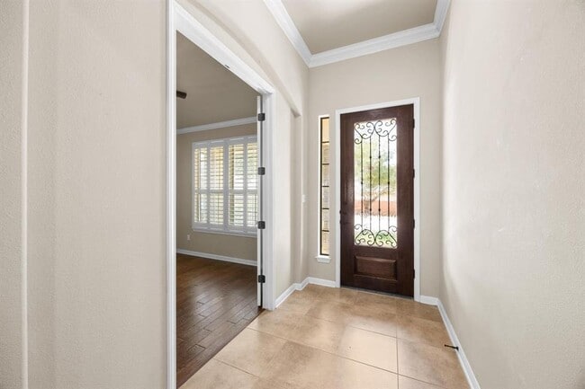 Building Photo - 14308 Senia Bend
