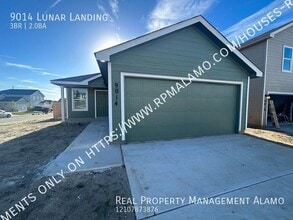 Building Photo - 9014 Lunar Lndg