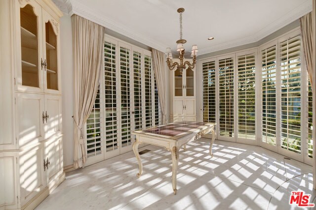 Foto principal - 619 N Camden Dr
