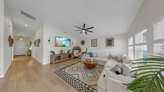 Foto del edificio - 12628 Tannencrest Dr