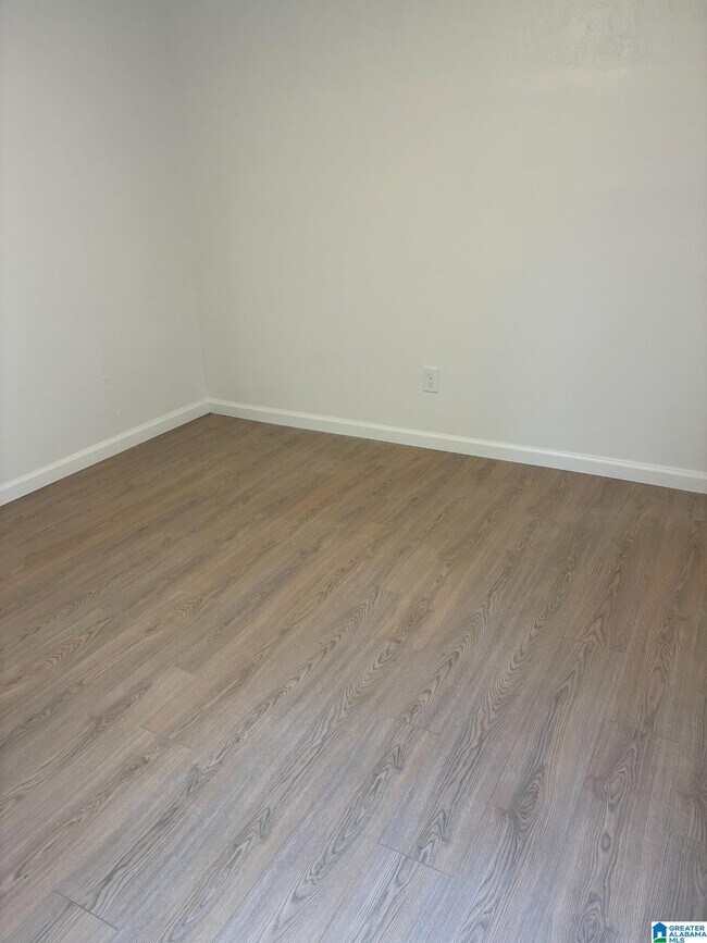 Foto del edificio - 1148 24th Ave N