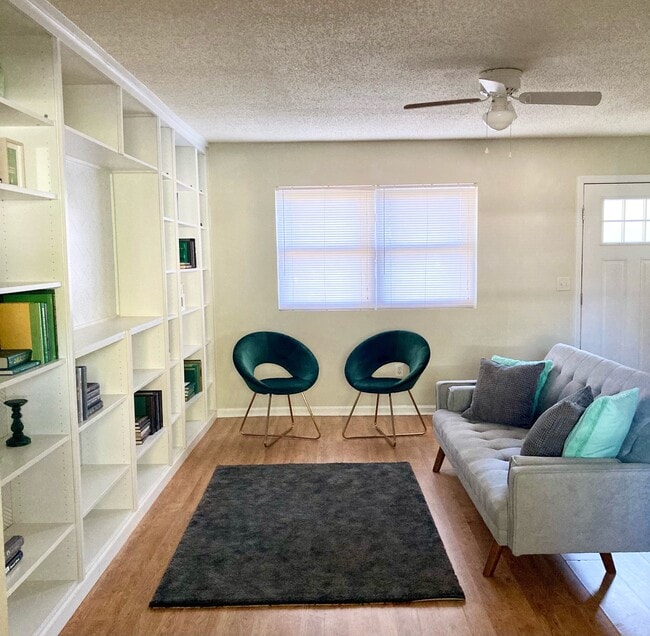 Building Photo - 16 Reid St