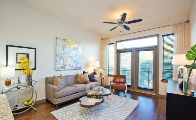 Foto principal - 1 bedroom in Houston TX 77079