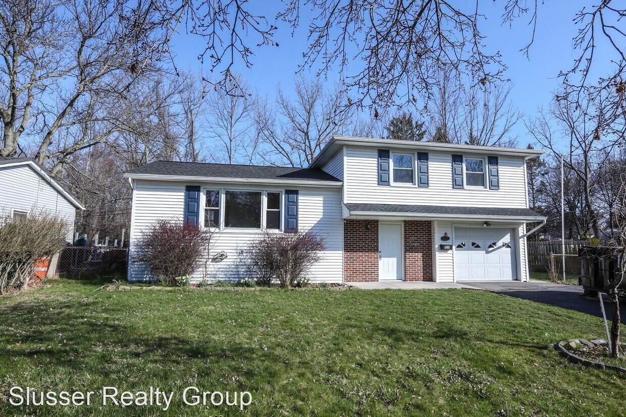 420 Lakeshore Blvd, Irondequoit, NY 14617 House Rental in Irondequoit