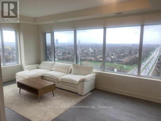 Photo du bâtiment - 8020 Derry Rd W