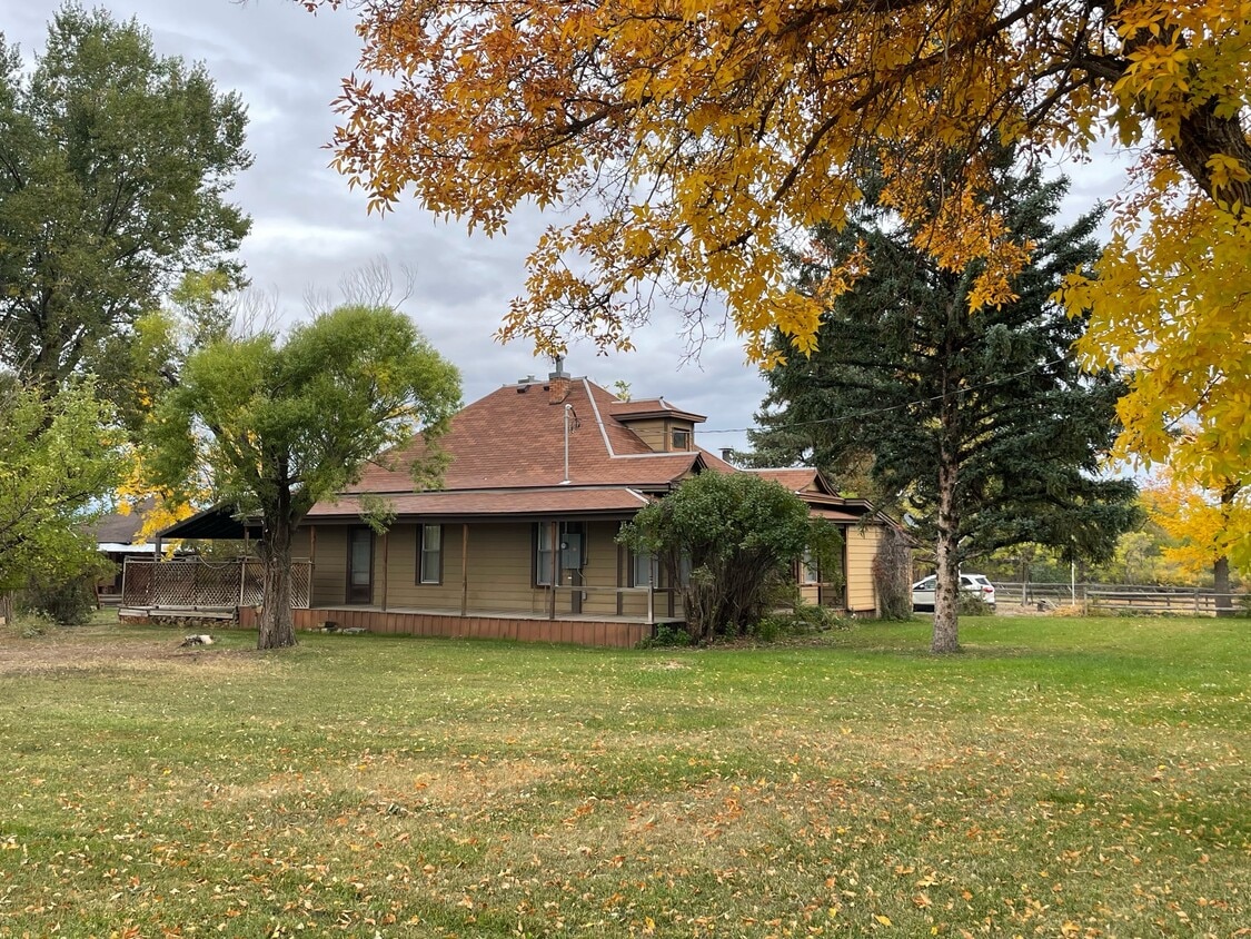 Primary Photo - 62281 CO-90