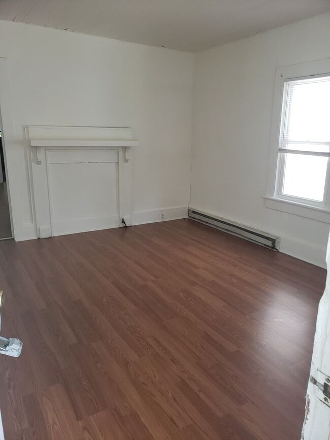 Photo - 3 Bedroom, 1.5 Bath Home