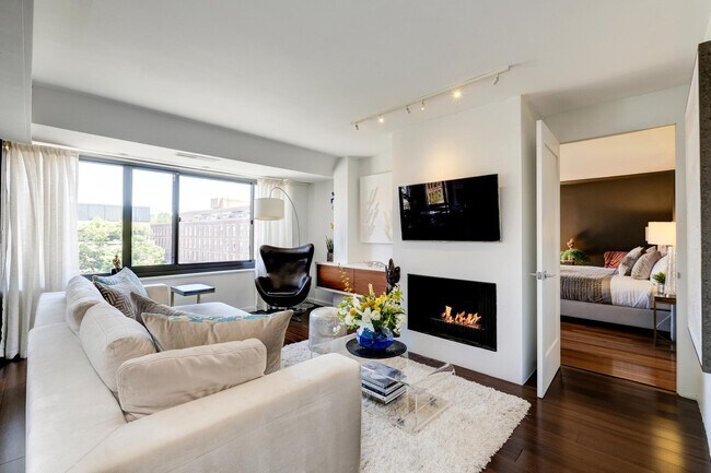 Foto del edificio - 1077 30th St NW