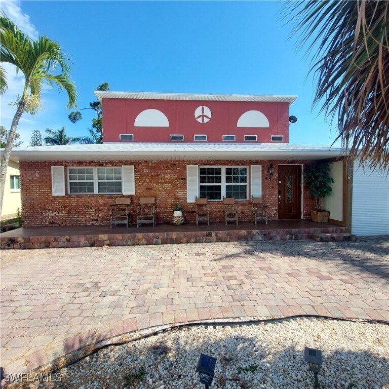 Foto principal - 48 E 5th St