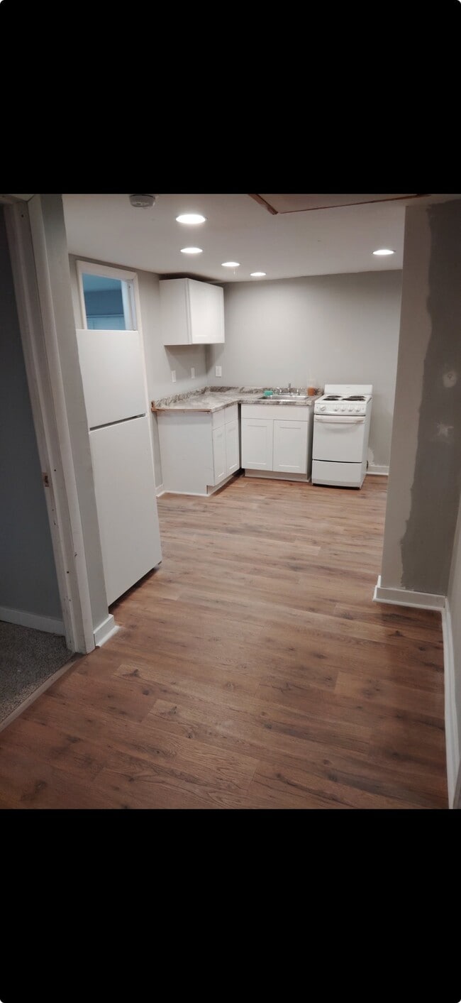 Photo - 5157 N Catherine St (Plattsburgh, NY) Apartment