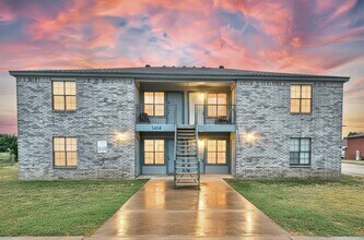 Building Photo - 3414 Cantabrian Dr