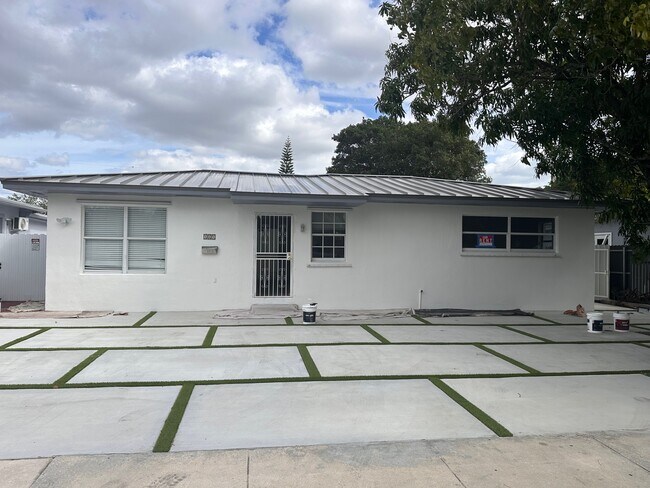 Foto del edificio - 121 NW 68th Ave