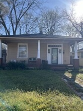Building Photo - 1066 Tanglewood St
