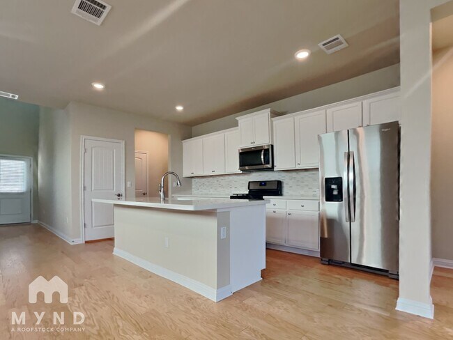 Foto del edificio - 8603 McKamy Dr