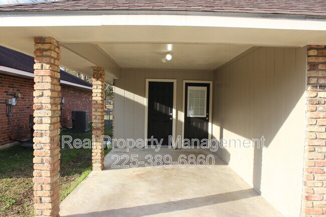 Foto del edificio - 7921 Greenwell St