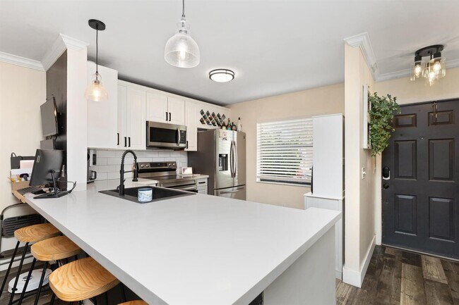 Foto del edificio - 761 NW 106th Ave