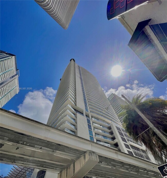 Foto del edificio - 1100 S Miami Ave