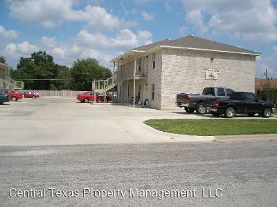 Foto principal - 107 W Dove Ln