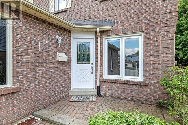 Building Photo - 6198 Saltmarsh Ct