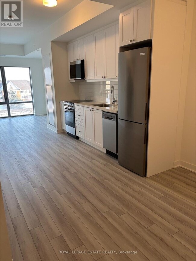 Photo du bâtiment - 51 Clarington Blvd