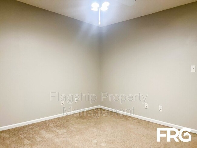 Foto del edificio - 3940-XX-3 Sterling Pointe Dr