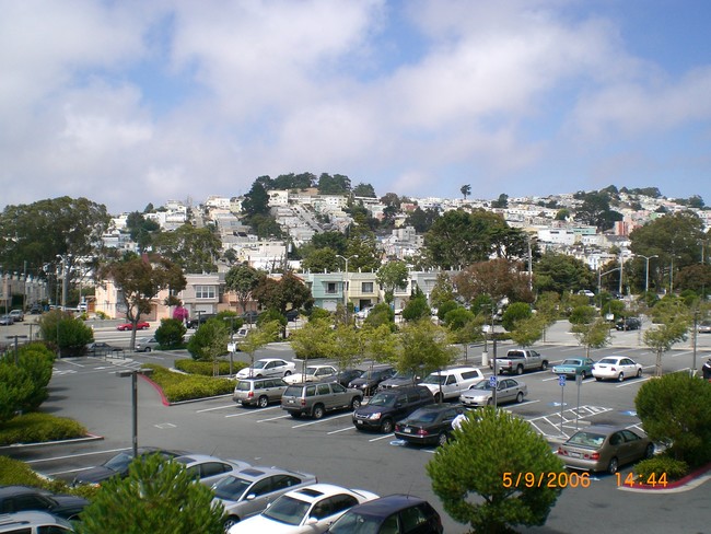 Building Photo - 8300 Oceanview Terrace