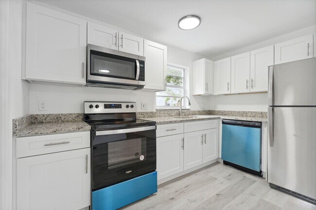 Foto del edificio - 448 NW 3rd Ave