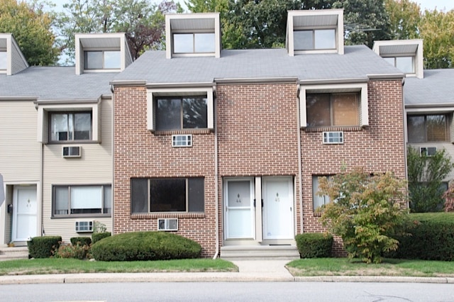 Front - 168 Belltown Rd