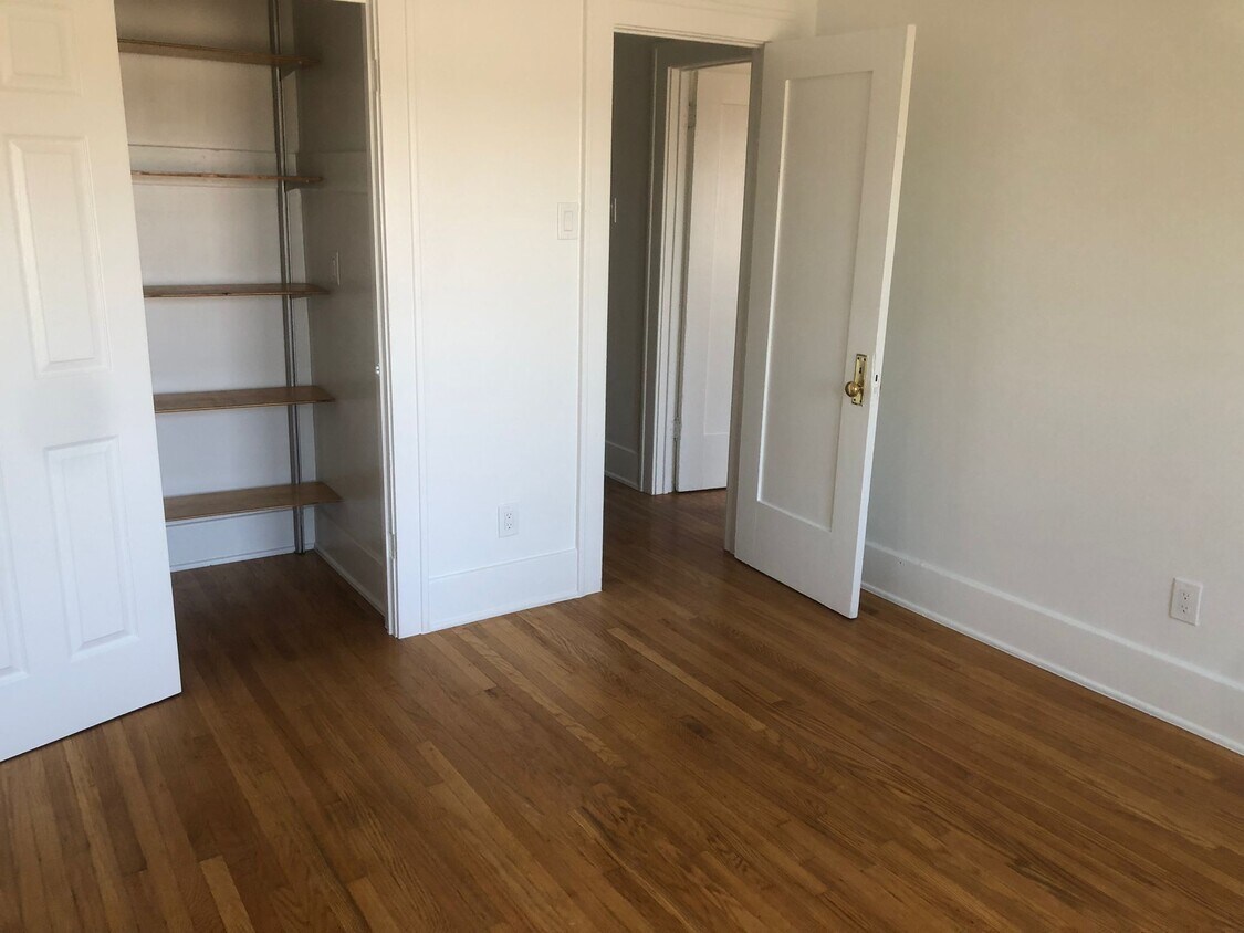 Foto principal - 832 1/4 Laguna Ave