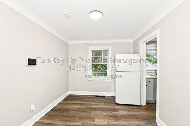 Building Photo - 1065 N Lafayette St