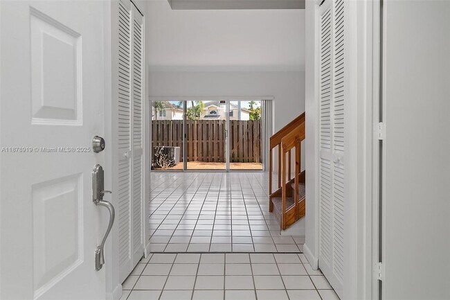 Foto del edificio - 11828 SW 100th St