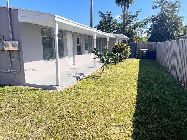 Foto del edificio - 2 br, 2 bath House - 1005 NE 2nd St # 1
