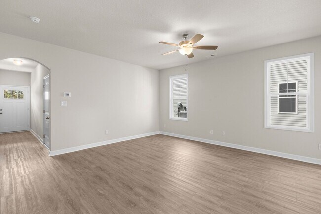 Building Photo - Townhouse For Rent in Holly Ridge!