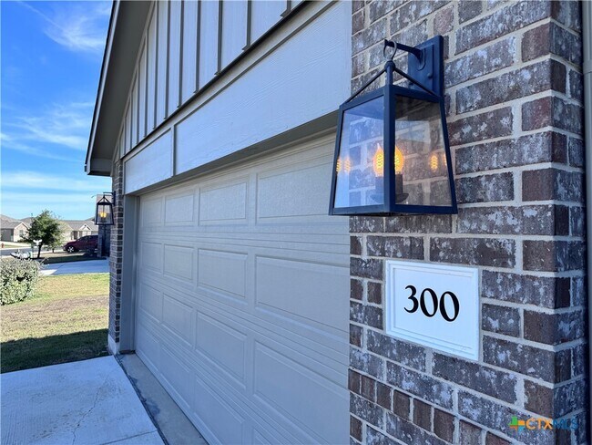 Foto del edificio - 300 Colthorpe Ln