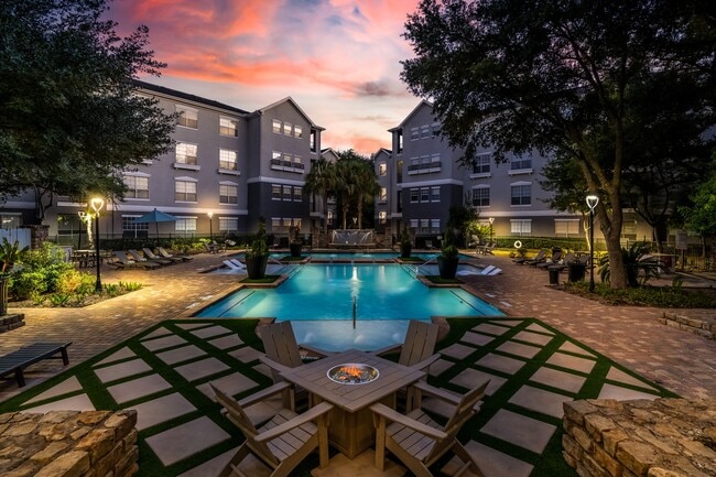 Pool at Dusk - Villas at Hermann Park Apartments