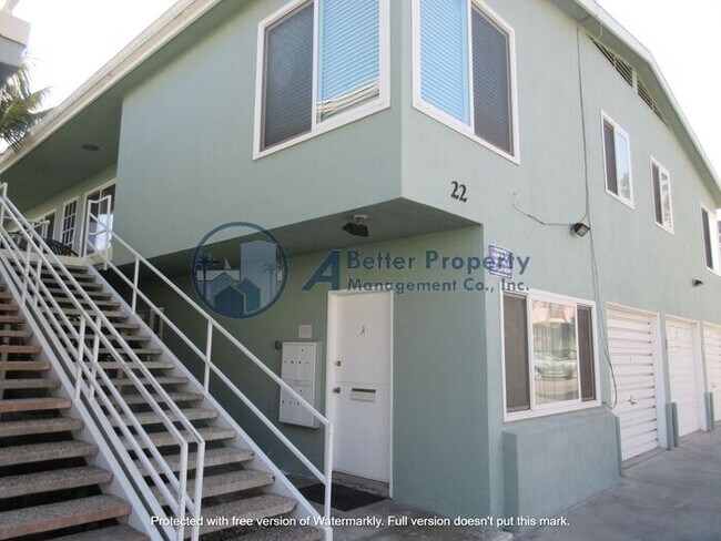 Building Photo - Upgraded Peninsula Studio with Granite Kit...