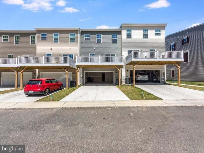 Foto del edificio - 1124 Dovetail Cir