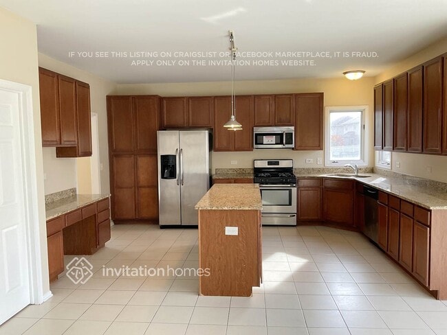 Building Photo - 18160 Goesel Dr