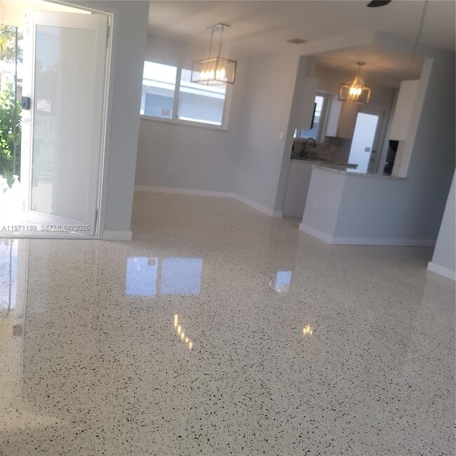 Foto del edificio - 551 NW 60th Ct