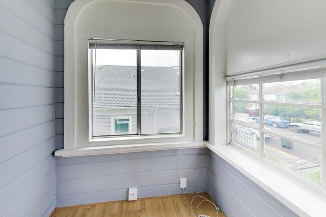 Foto del edificio - 329 N Ellsworth Ave