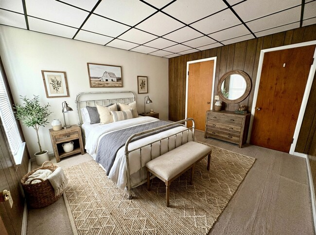 Foto del edificio - 501-503 E High St